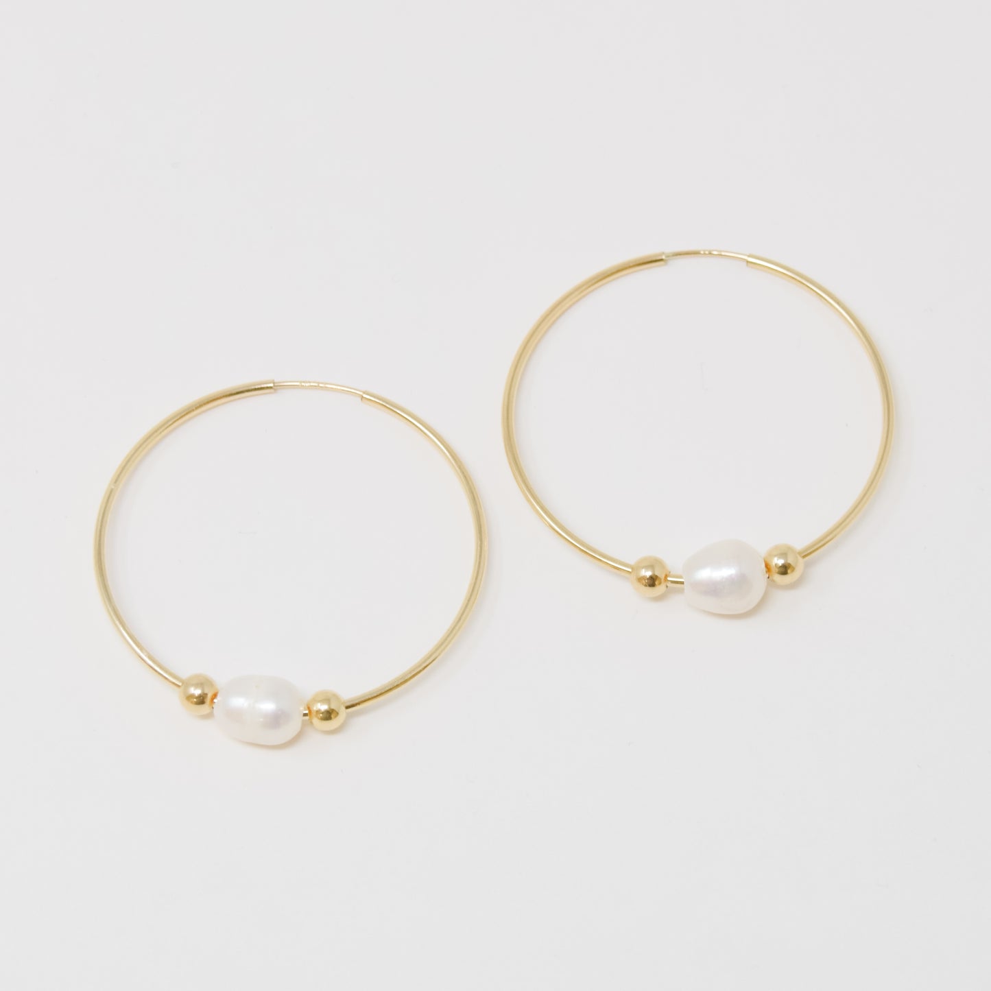 Simple Pearl Hoop