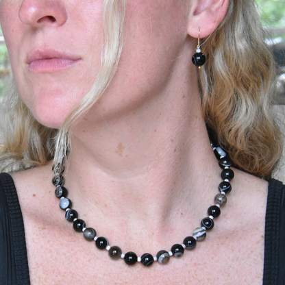 Well Rounded - Black Sardonyx