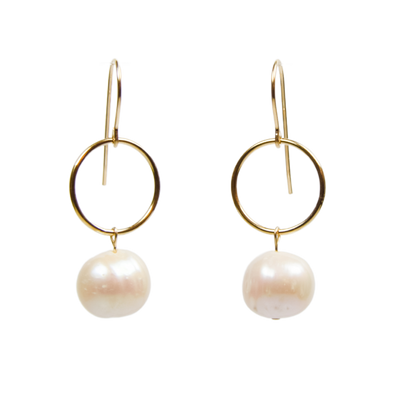 Pearl and Gold Circle Earrings