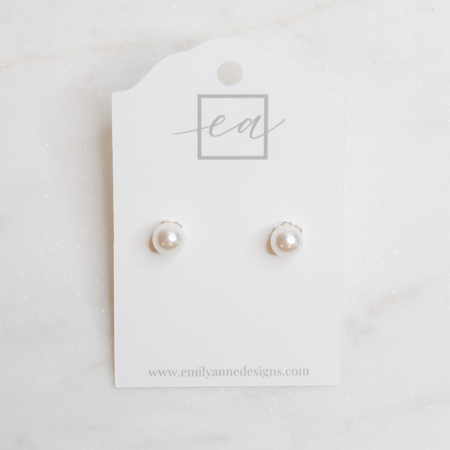 Classic Pearl Stud