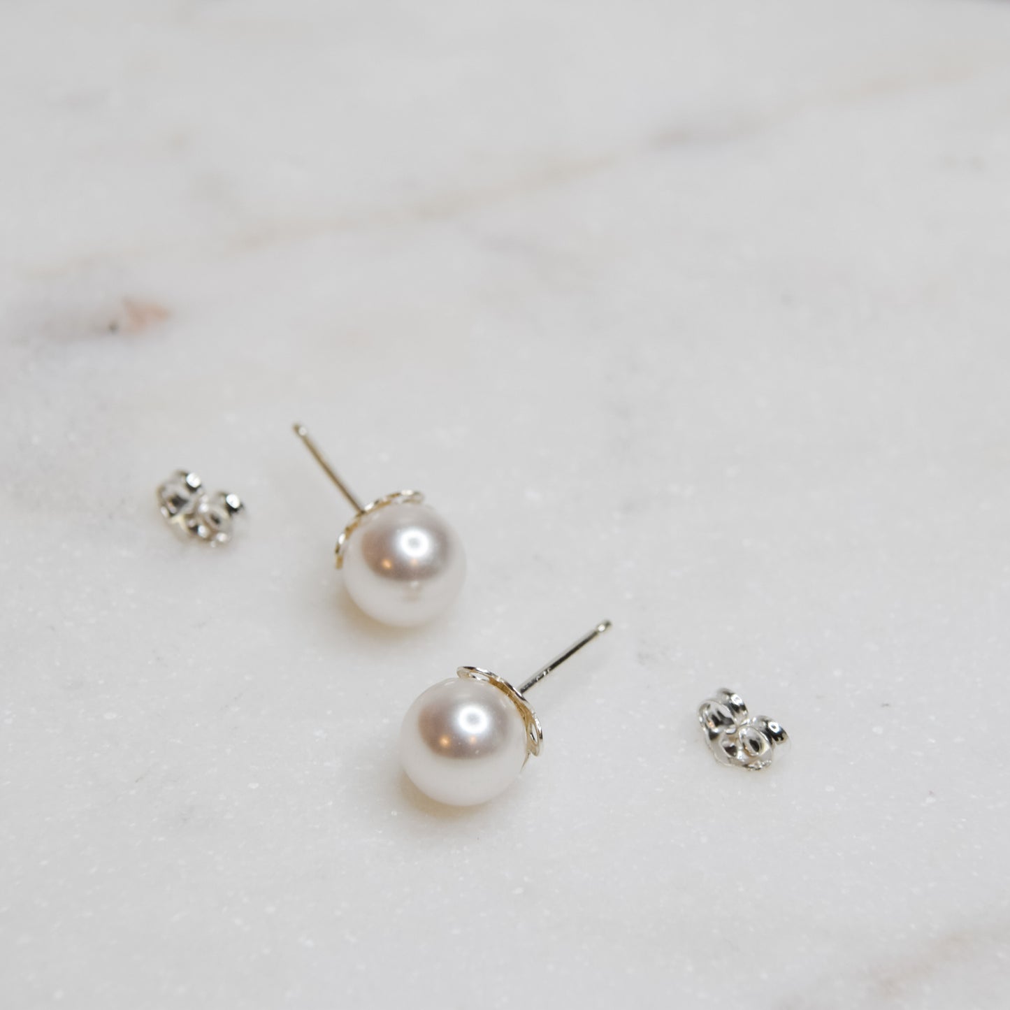 Classic Pearl Stud