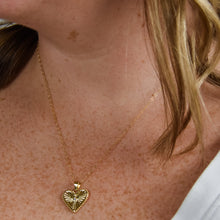 Load image into Gallery viewer, Heart Pendant Necklace

